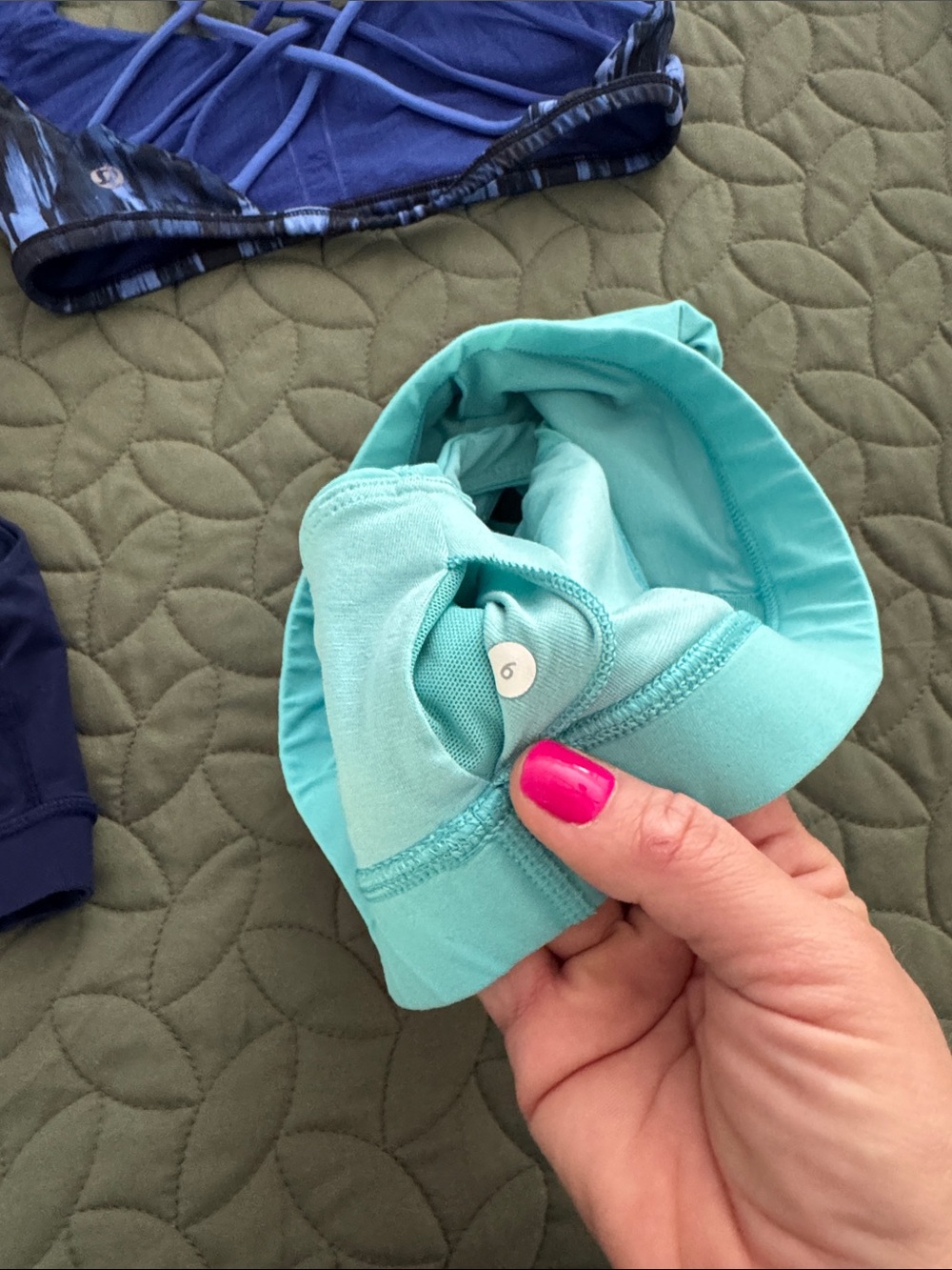 Lot of Lululemon sports bras - Picture 3 of 9